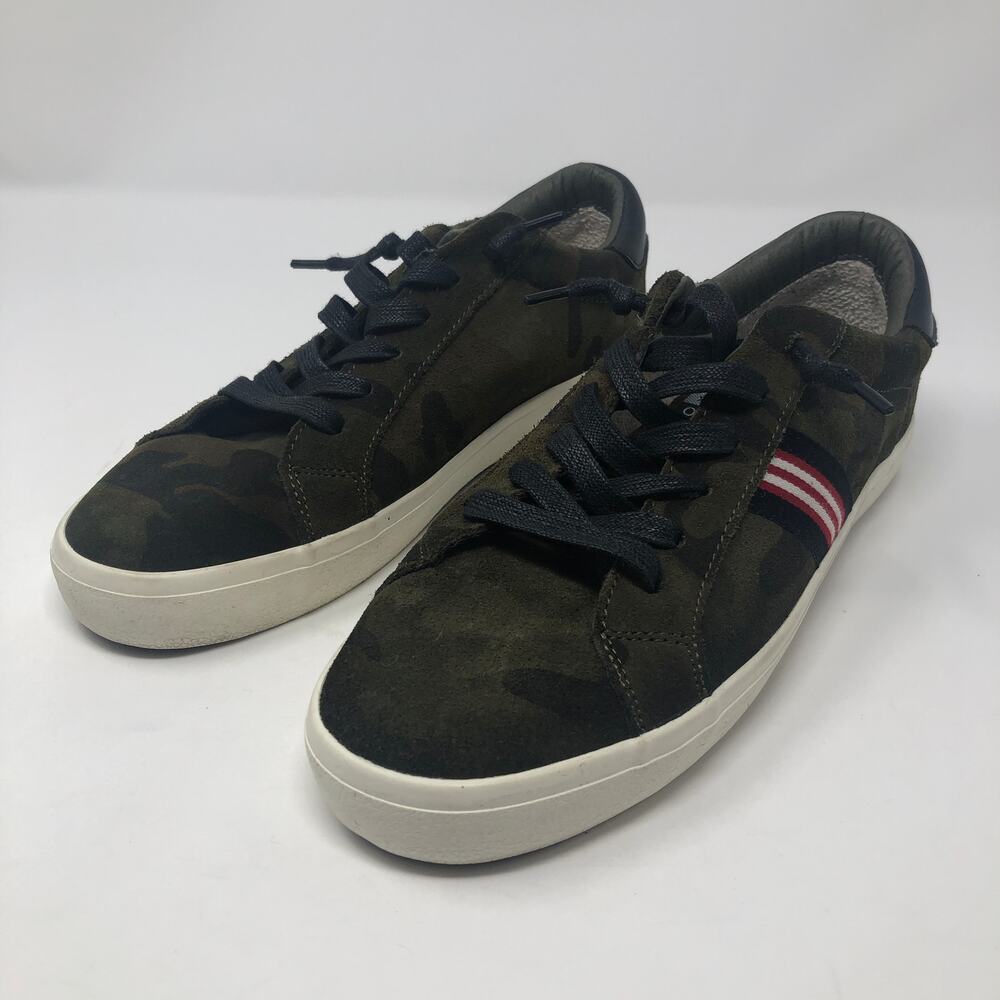 Vintage Havana Camouflage Lace Up Sneakers Size 6